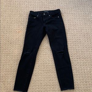 Black skinny jeans